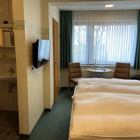 Roeb Hotel 3*