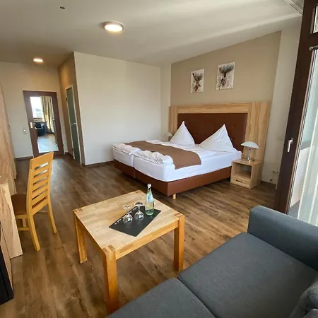 Roeb Hotel 3*