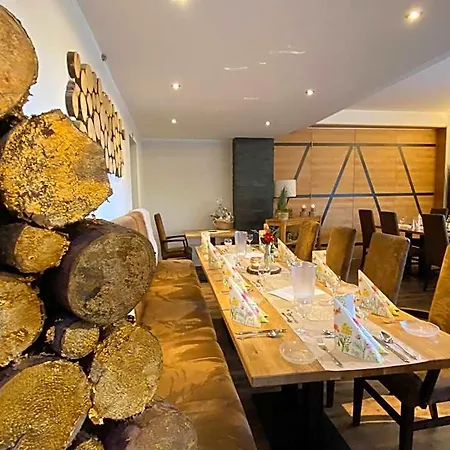 Otel Roeb Nideggen